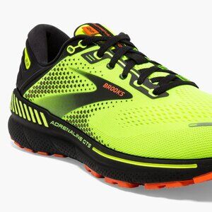 Brooks Adrenaline GTS 22 Running shoes: Size 10.5 (Medium D) Green/Black